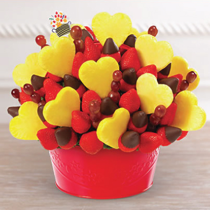 Berry Chocolate Bouquet with Hearts<br>بيري تشوكليت بوكيه مع الحب | Edible Arrangements®