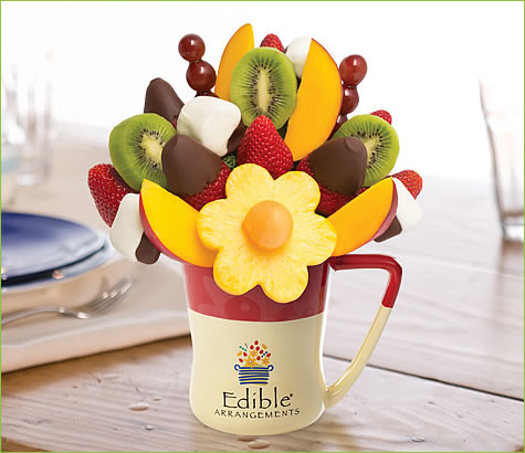 Mango Kiwi Dipped Berry & Banana<br>مانغو كيوي ديزي مع  الفراولة  و الموز المغمورة | Edible Arrangements®