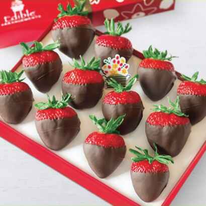 Dipped Strawberries<br>الفراولة المغمورة  بالشوكولاته | Edible Arrangements®
